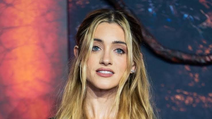 Natalia Dyer Krankheit – Was ist über ihre Gesundheit wirklich bekannt? natalia dyer krankheit